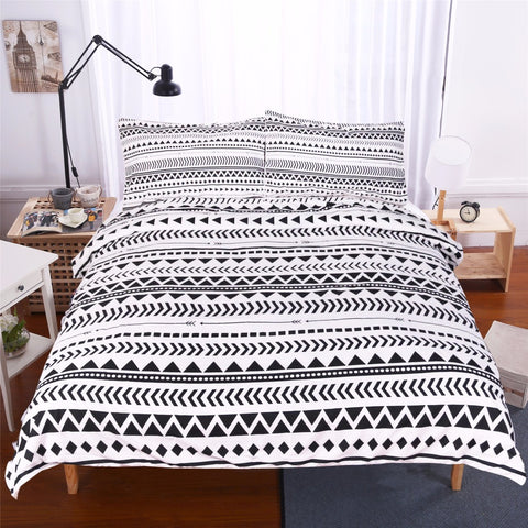 Modern Chic Reversible Geometric Black White Striped Bed Set - Home Excelsior 